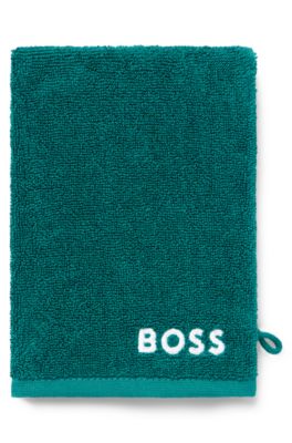 Egyptian-cotton wash mitt with contrast logo, Dark Green
