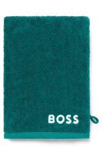 Egyptian-cotton wash mitt with contrast logo, Dark Green