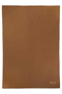 Knitted throw with embroidered logo, Brown