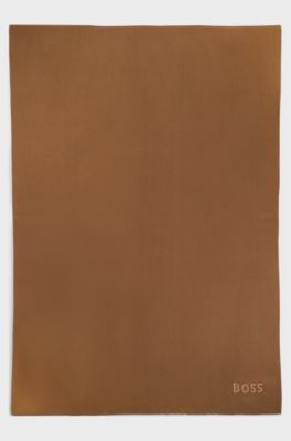 Knitted throw with embroidered logo, Brown
