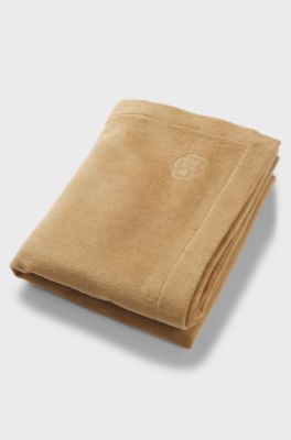 &Uuml;berwurf mit Double-B-Monogramm, Braun