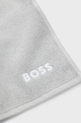 Cotton face cloth with contrast embroidered logo, Silver