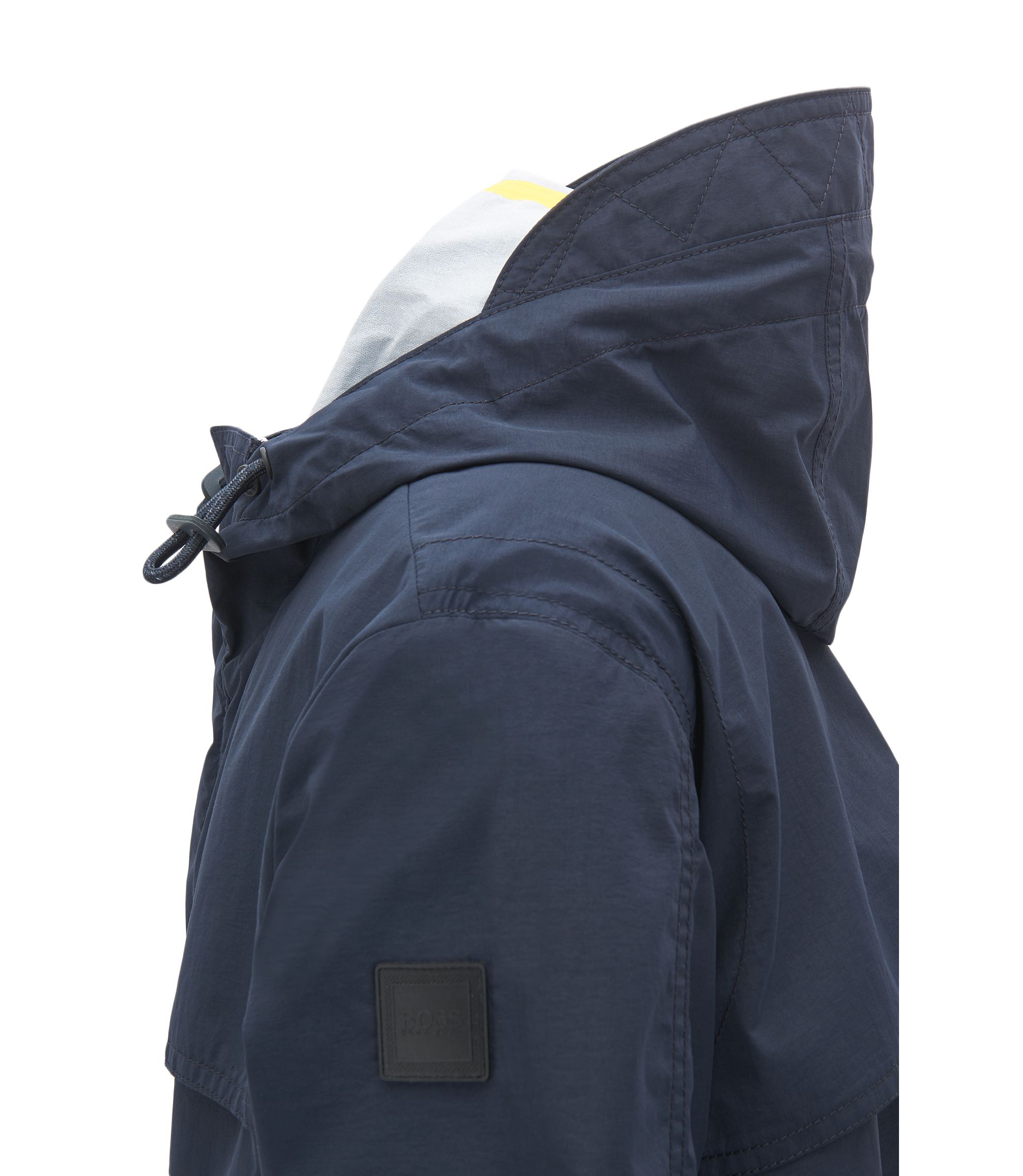 えねモン。新品未使用タグ付き。HUGO BOSSのスラックス＆ジーンズ 24-02-15-z17_1.jpg