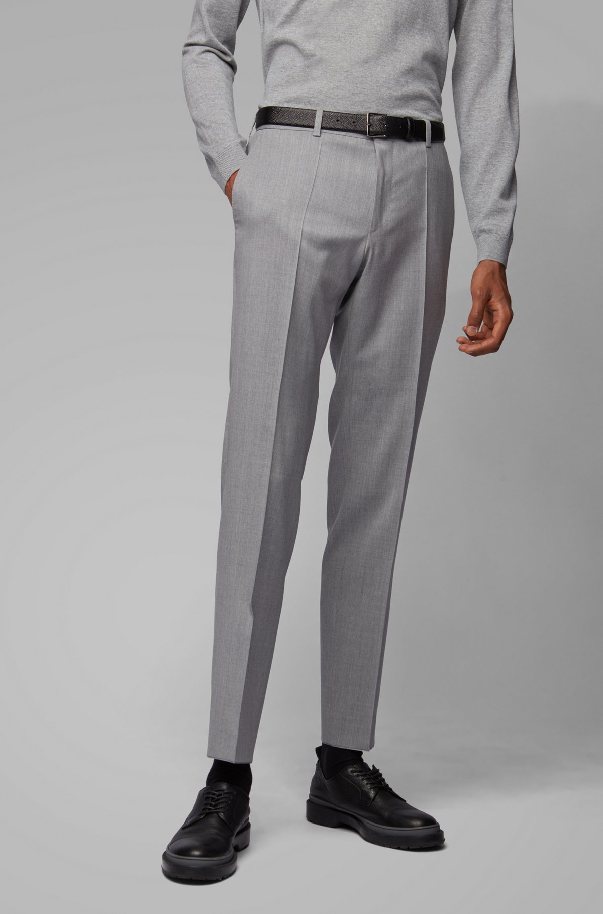 Slim-fit suit in virgin wool with natural stretch, Grey