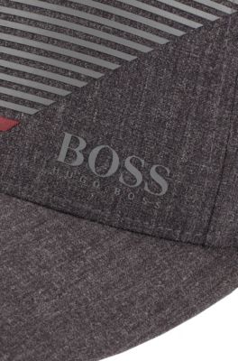 Snap-back cap in stretch fabric with stripe print, Charcoal