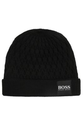Knitted beanie hat in structured virgin wool, Black