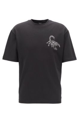 Hugo boss clearance scorpion t shirt