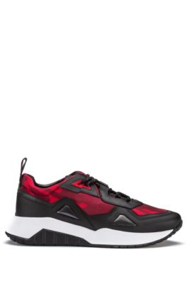 Running-inspired trainers with camouflage mesh, Dark Red