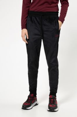 cuffed jogging pants