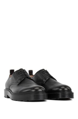 Italian-made Derby shoes in tumbled leather with rubber heel, Black