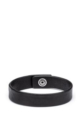 Hugo Boss - Leather Logo Cuff With Stud Detail - Black