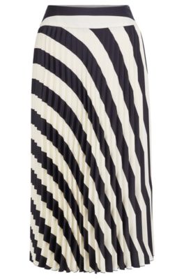 hugo boss pleated white skirt