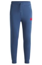 Sudaderas y pantalones de chándal