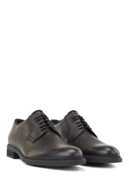 Hugo Boss Italian-made Derby shoes in leather with Outlast® lining. 2