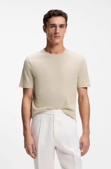 Bubble-jacquard structure T-shirt in a cotton blend