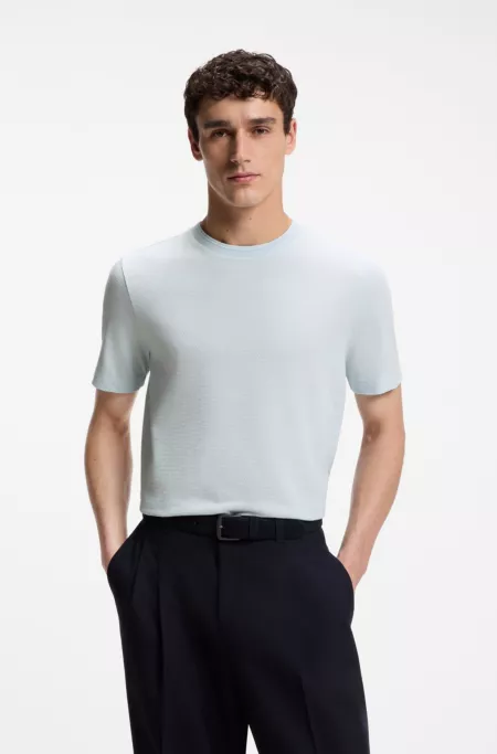 Bubble-jacquard structure T-shirt in a cotton blend
