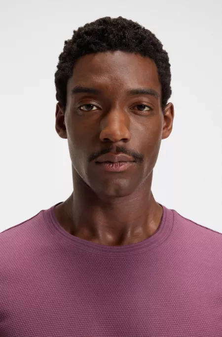 Bubble-jacquard structure T-shirt in a cotton blend