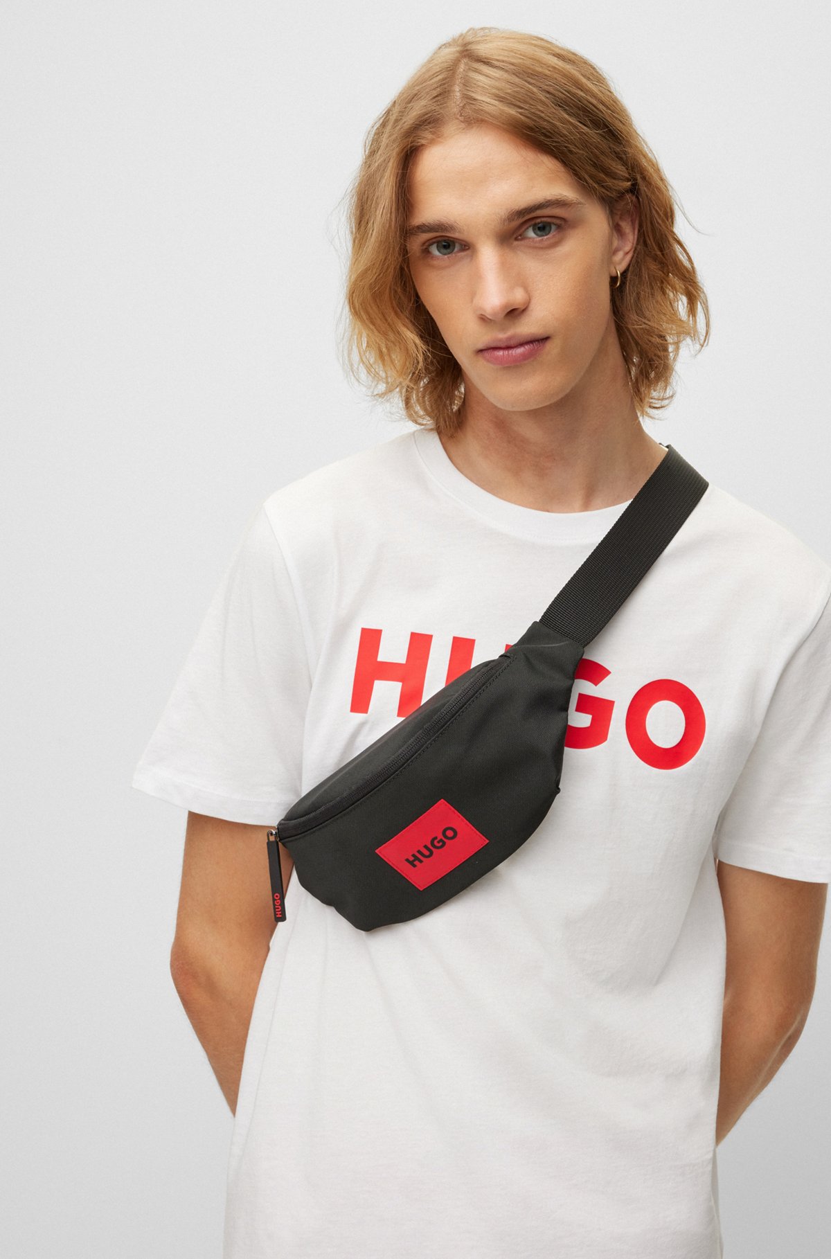 Belt bag in recycled nylon with red logo label, Black