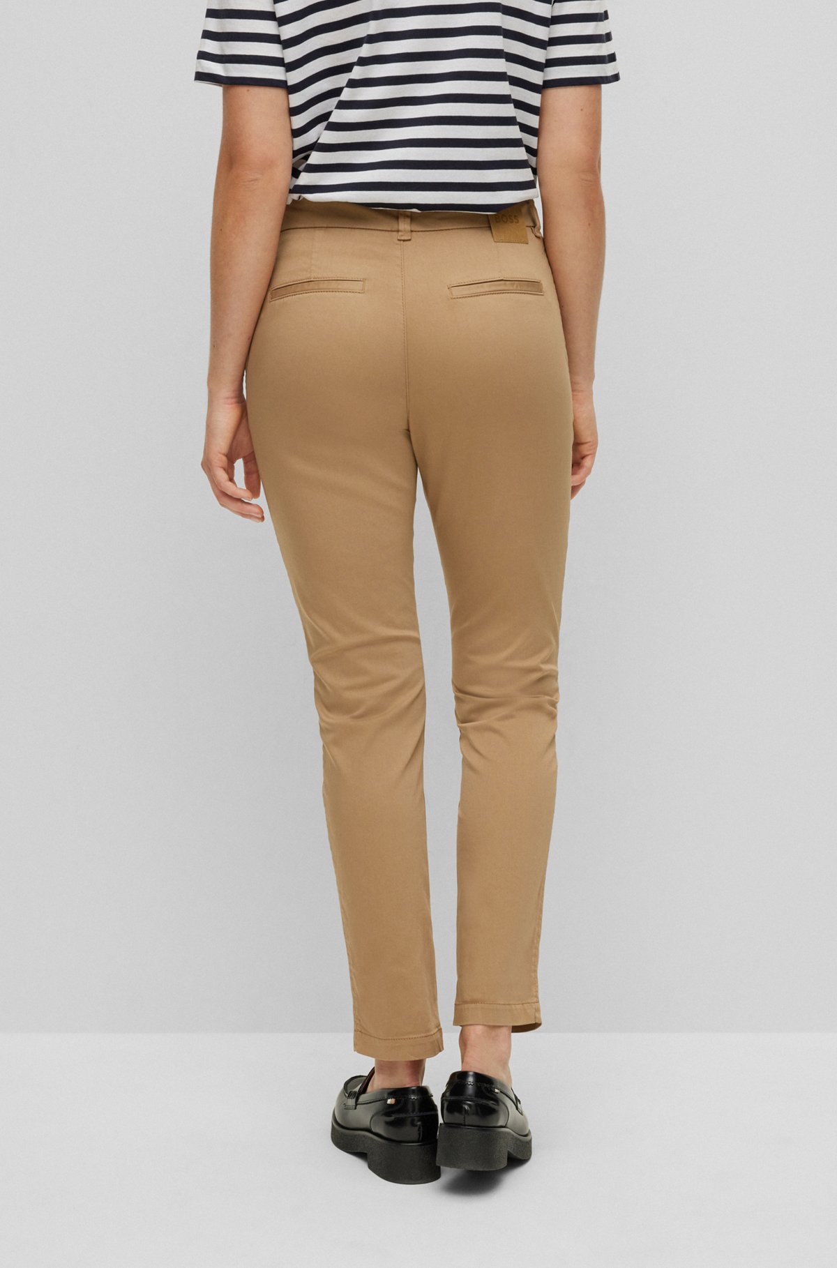 - Regular-fit chinos organic cotton with stretch
