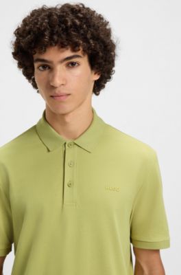 Polo regular fit de algod&oacute;n con logo estampado, Verde