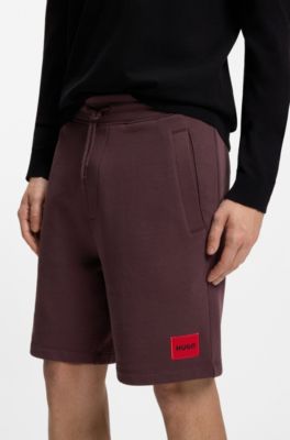 Shorts de felpa de algod&oacute;n con etiqueta con logo roja, Marr&oacute;n claro