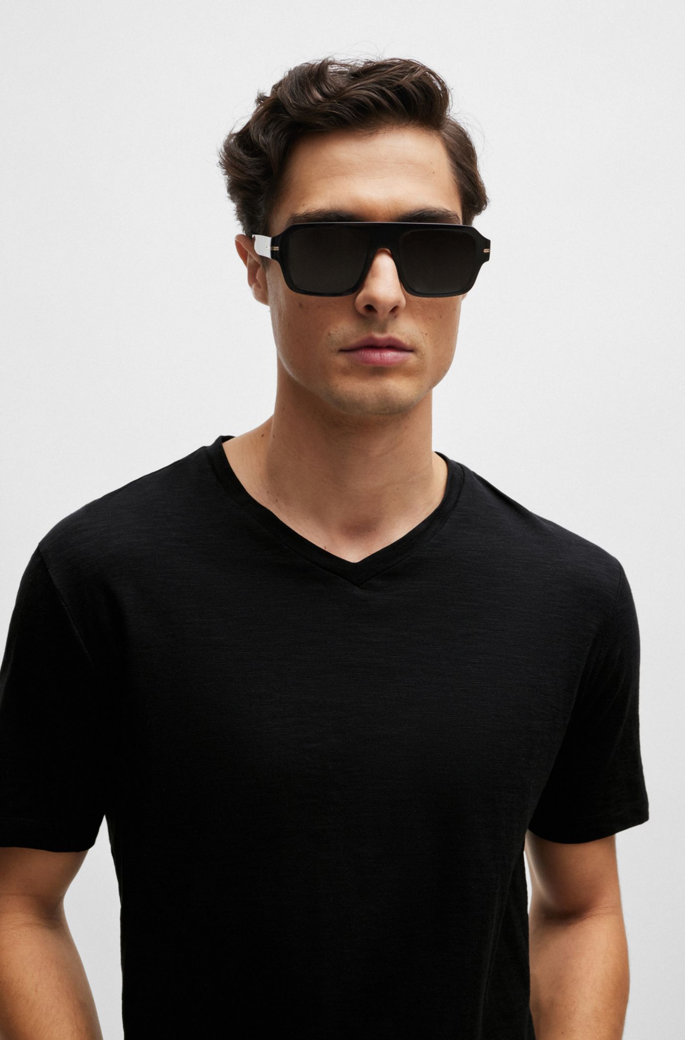 BOSS - V-neck T-shirt in mercerized cotton - Black
