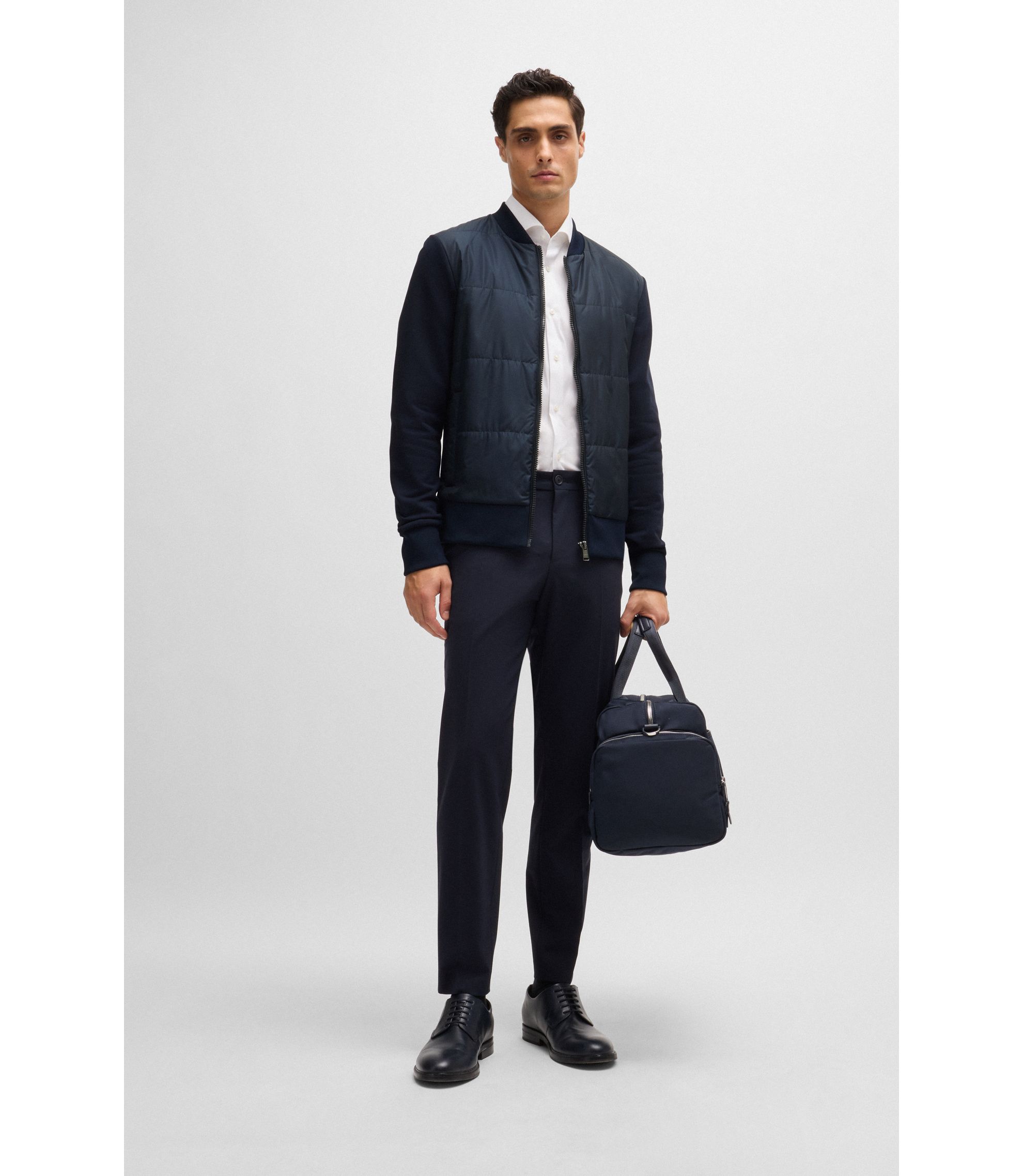 hbna50468529_404_300?wid=1980&