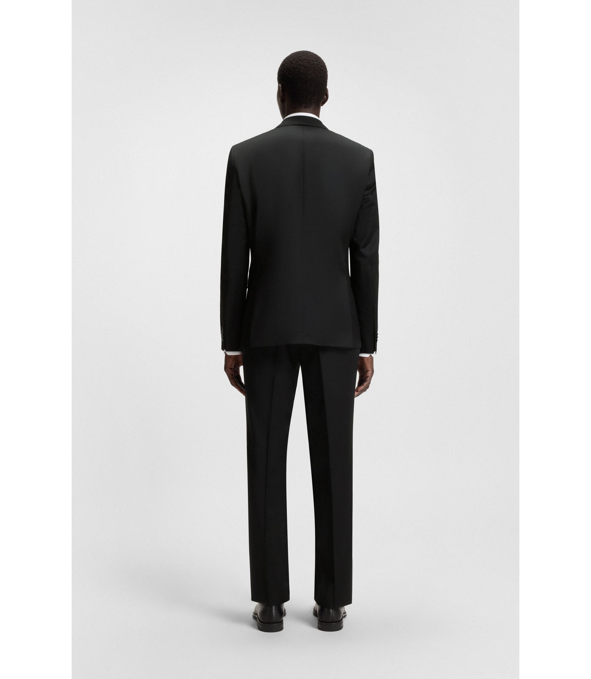 hbna50469172_001_360?wid=1980&