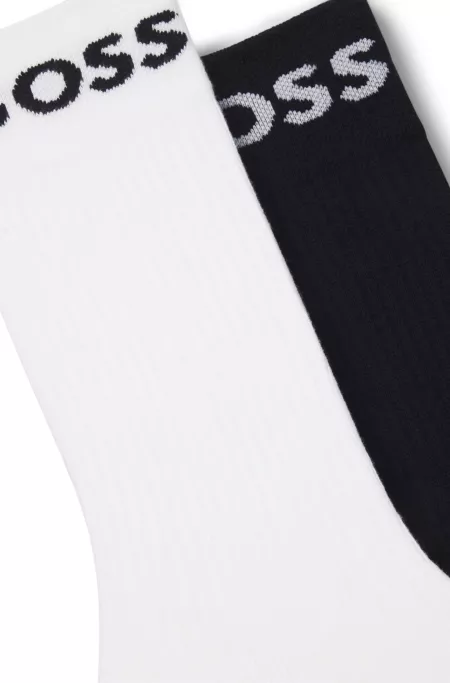 Two-pack of regular-length socks in stretch fabric