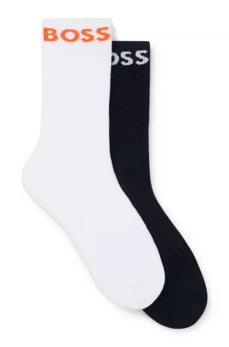 Two-pack of regular-length socks in stretch fabric