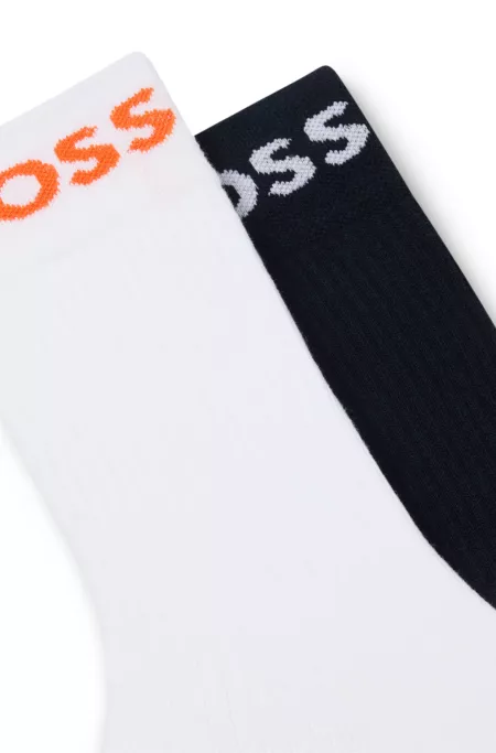 Two-pack of regular-length socks in stretch fabric