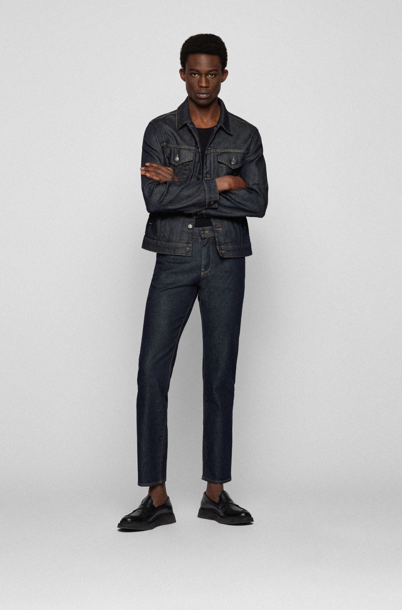 BOSS - Regular-fit jeans in dark-blue comfort-stretch denim