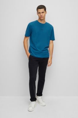 Pantalones slim fit de sat&eacute;n de algod&oacute;n el&aacute;stico, Negro