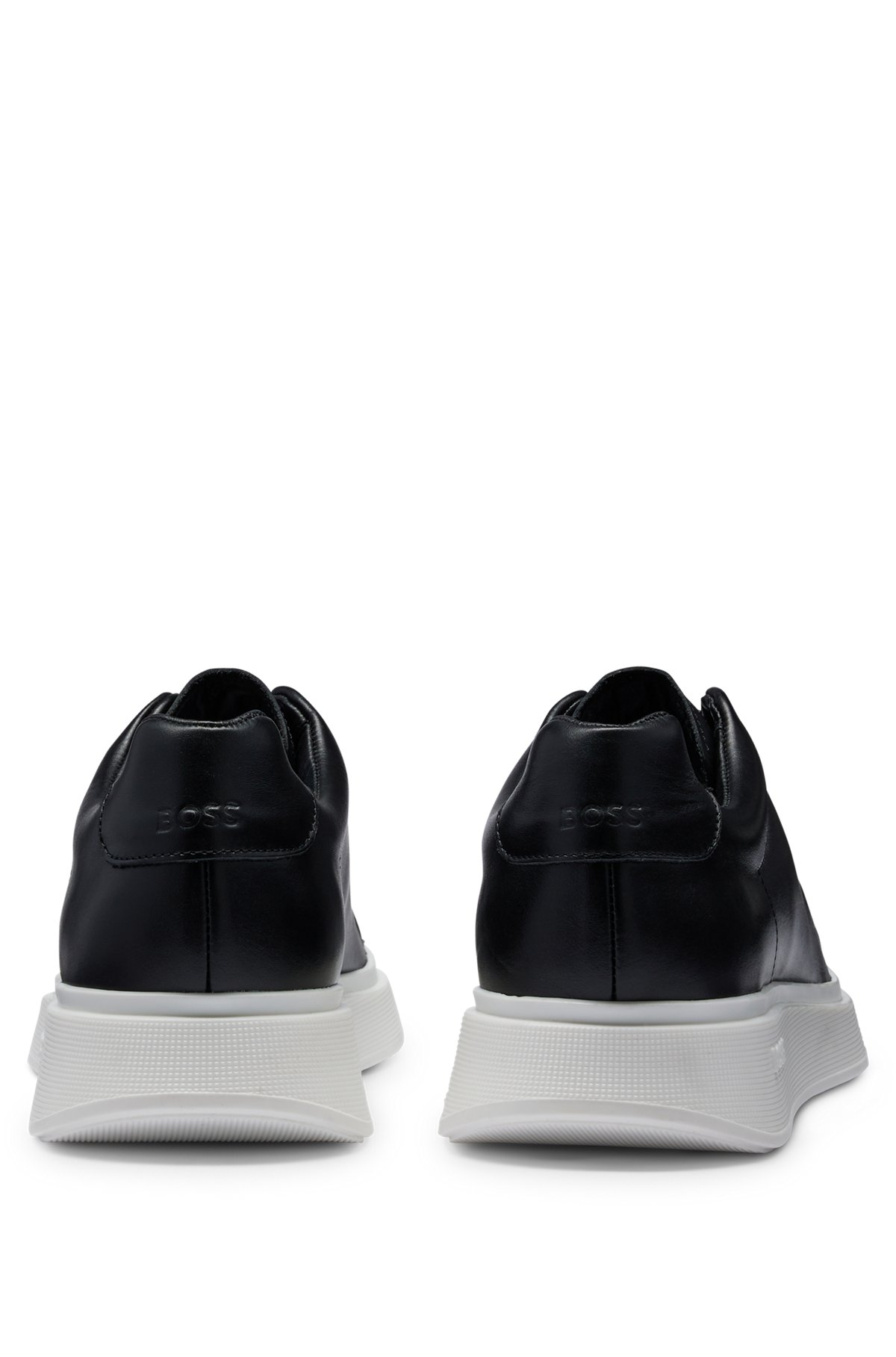 BOSS - Low-top trainers in leather with lace loop