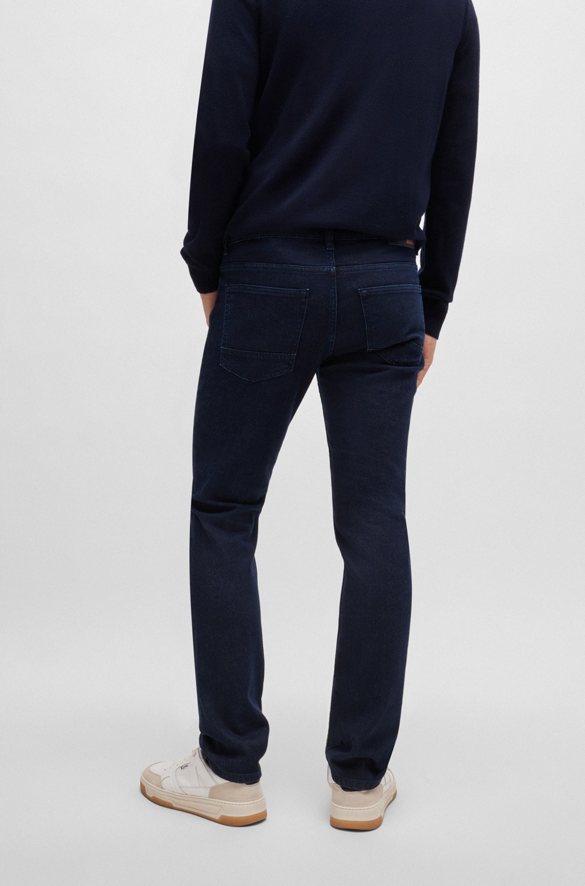På forhånd masser Skælde ud BOSS - Slim-fit jeans in blue comfort-stretch denim