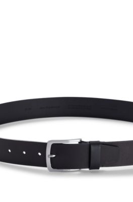 Cintur&oacute;n de piel italiana con hebilla grabada con logo, Negro