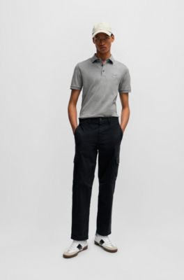 Polo slim fit de algod&oacute;n el&aacute;stico con parche de logo, Gris claro