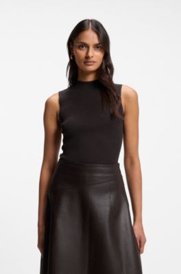 Slim-fit knit top, Brown