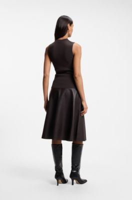 Top de punto slim fit, Marr&oacute;n