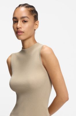 Haut en maille c&ocirc;tel&eacute;e &agrave; col montant, Beige clair