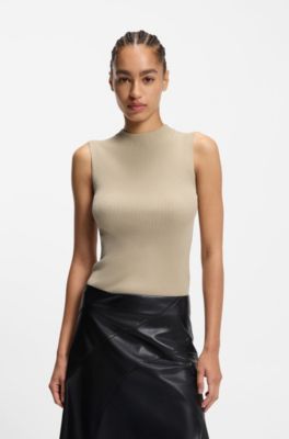 Haut en maille c&ocirc;tel&eacute;e &agrave; col montant, Beige clair