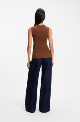 Ribbed top with mock neckline, Brown
