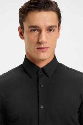 Camisa slim fit en algod&oacute;n el&aacute;stico de alto rendimiento, Negro