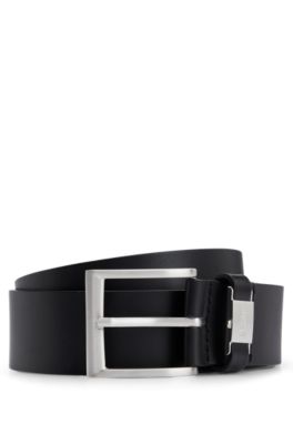 Ceinture en cuir italien avec passant logot&eacute; et d&eacute;tail m&eacute;tallique bross&eacute;, Noir