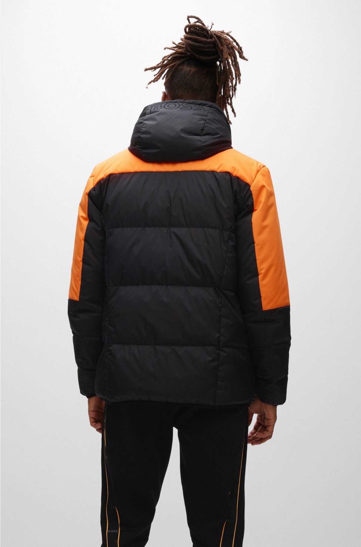 Vænne sig til brug Eksamensbevis BOSS - Water-repellent down jacket with logo details