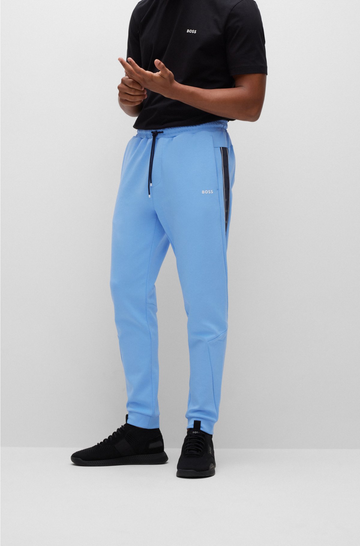 BOSS Pants KANE in jogger style tapered fit with linen in dark blue