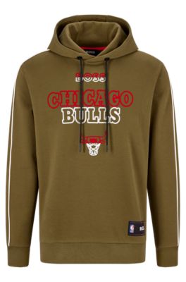 NBA Brand Women's Chicago Bulls Hoodie -Sz. Small - Black w/Logo & White  Stripes