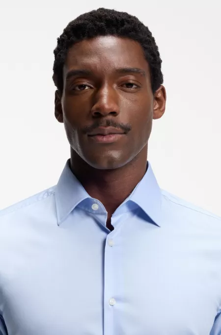 Easy-iron slim-fit shirt in cotton poplin