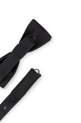 Silk-jacquard bow tie made in Italy, Black