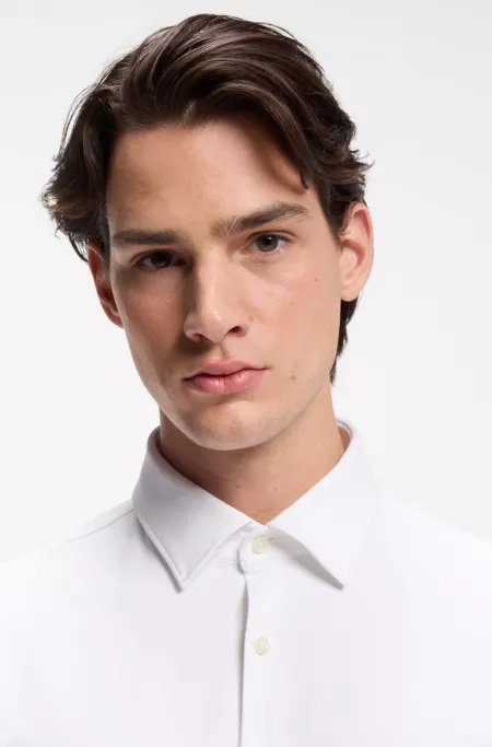 Slim-fit shirt in performance-stretch jersey